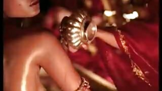 شرارتی سنہرے بالوں و ...